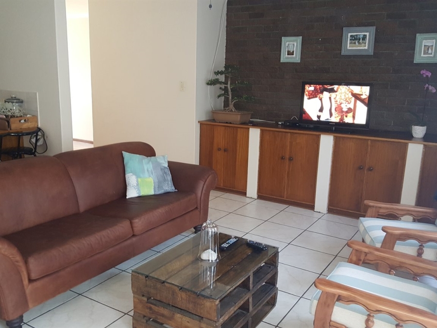 To Let 3 Bedroom Property for Rent in Panorama Free State